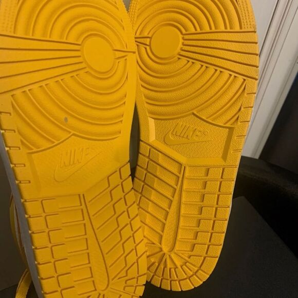 AIR JORDAN 1 LOW POLLEN 553558-171 Sz 8.5 - Picture 11 of 11